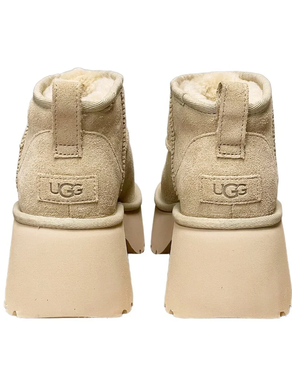 UGG Classic Ultra Mini New Heights Platform Boots Cream Sz 9